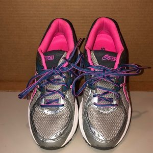 Asics sneakers size 6.5